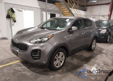 2017 Kia Sportage Lx z USA, uszkodzony, nr VIN KNDPMCACXH7158183